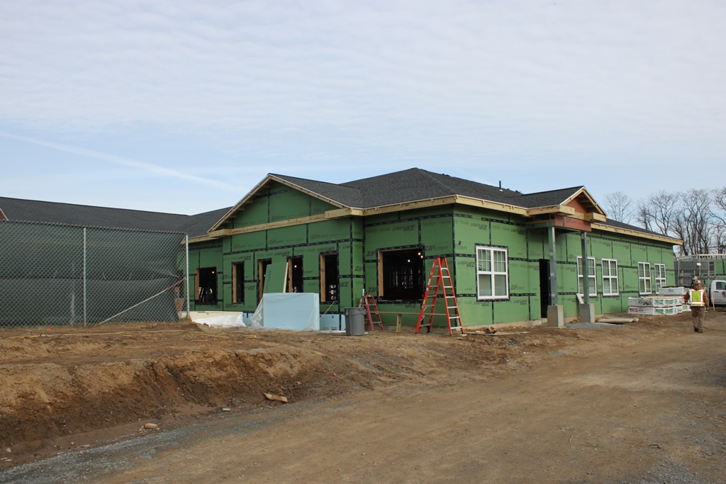 shingles and trusses 12.27.18  (3).JPG